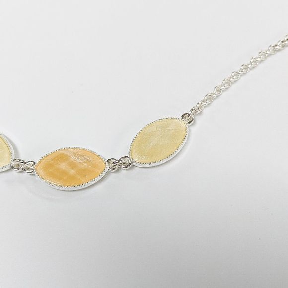 Short Liz Claiborne Adjustable Yellow & Gold Gem Necklace - Picture 4 of 4